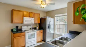 Great for Military Families! Quiet Columbia Home - Image 4