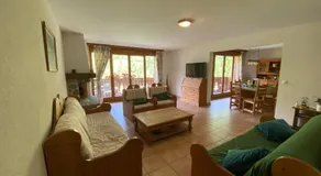 Spacious and comfortable - Image 2