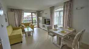 Oasis Luxury Apartments - Image 4