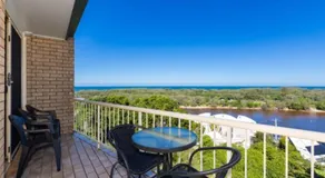 Creekside Coastal Escape on Hungerford - Image 3