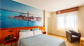 Motel Venecia - Image 2