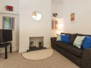 Cecil House Exeter - Image 3