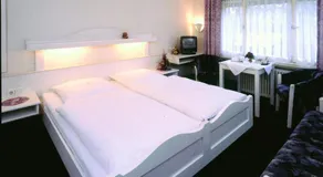 Blaue Grotte & Frankenhotel - Image 2