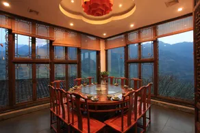 Guling sky Street Hotel - Image 3