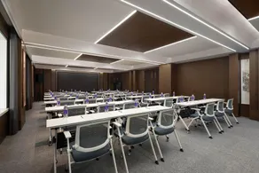 Wanda Moments Hotel Taiyuan South Station - Image 4