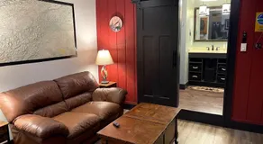 Twin Oaks Cabin at Linville, Private, New remodel - Image 2