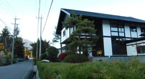 Villa Nugget Inn - Image 4