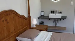 City Center Rooms - Image 4