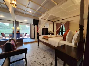 Club One Seven Gaymen Chiang Mai - Image 2