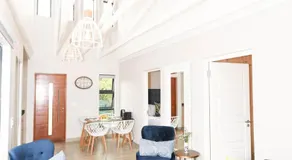 Linden Gap Guesthouse - Image 2