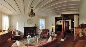 Maison familiale avec spa et accès au fleuve - Image 3
