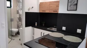 Valentinos Apartments - Image 5