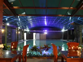 RedDoorz at Savitri Hotel - Image 2