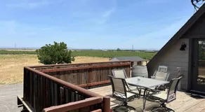 Adorable 1 Bedroom with pool, and Horse Arena - Image 3