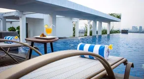 Azana Suites Hotel Antasari - Image 3