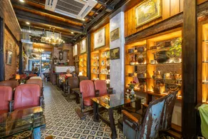 Twelve 8 Boutique House - Image 4