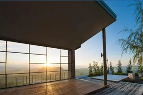 Stylish Cozy Condo With High Speed Internet - Image 5