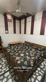 Hotel Deluxe - Image 5