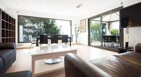 TarracoHomes, TH52 Villa Lighthouse con Piscina Privada, Terraza, y Vistas al Mar - Image 2