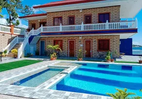 RedDoorz Plus at Billys Resort Oslob - Image 4