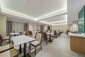 Jiulong Yipin Hotel (Fuquan Municipal People's Government Branch) - Image 2