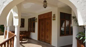 Diani Pearl - Image 3