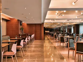 Harbin Week Inn Hotel - Image 2