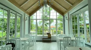 Me and Tree Villa - Image 2