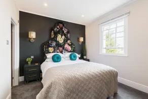 L-Spa Boutique Apartments - Image 2