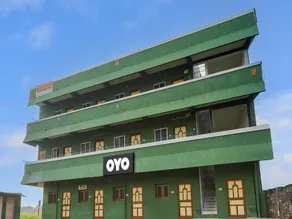 OYO Hotel The Green Park - Image 3