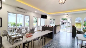 Andaris Boutique Hotel - Image 2