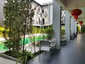 Shane Hotel - Image 2