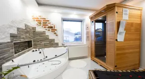Luxe Apartments - Image 2