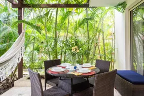 The Best Location & Comfort At Walled City! - Image 3