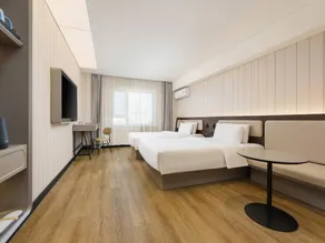 Hanting Hotel Dalian Economic and Technological Zone Wanda Plaza - Image 2