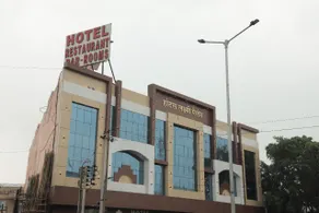 Hotel Lakshmi Palace - Image 2