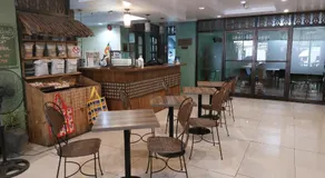Makabata Guesthouse & Cafe - Image 5