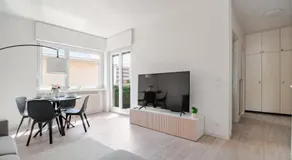 Penthouse with terrace & parking - Image 2