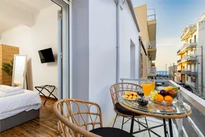 Sea & City - Luxury Seaside Maisonette with Private Rooftop Cinema - 50m from Beach & 300 m from Old Town - Image 2