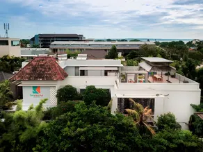 Hola Seminyak - Image 5