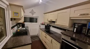 Plymouth Airbnb - Image 3