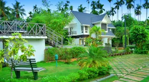 Royad Calicut Farm House - Premium Resort with Pool Inside a Farm - Image 5