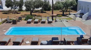 Casa Nostra Mykonos Boutique Rooms & Studios - Image 3