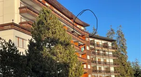 Cosy Rooftop Downtown Crans-Montana with Stunning View and Swimming Pool - Image 4