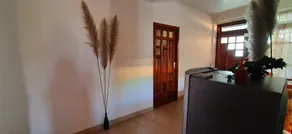 A La Maison - Image 1
