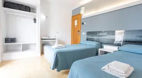 Hotel Raxa - Image 2