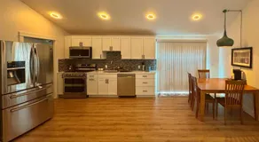 The Grove - A Family Friendly Modern Studio in Portland-Beaverton-Hillsboro - Image 2