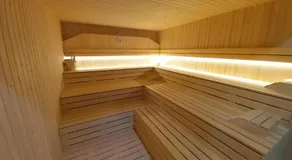 New CP family apartment with spa - Image 4