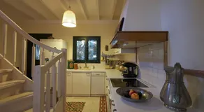 Anassa Boutique Beach House - Image 4