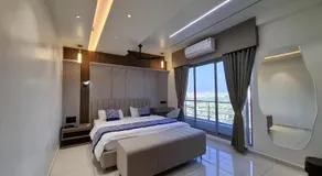 Hotel Divine - Image 2